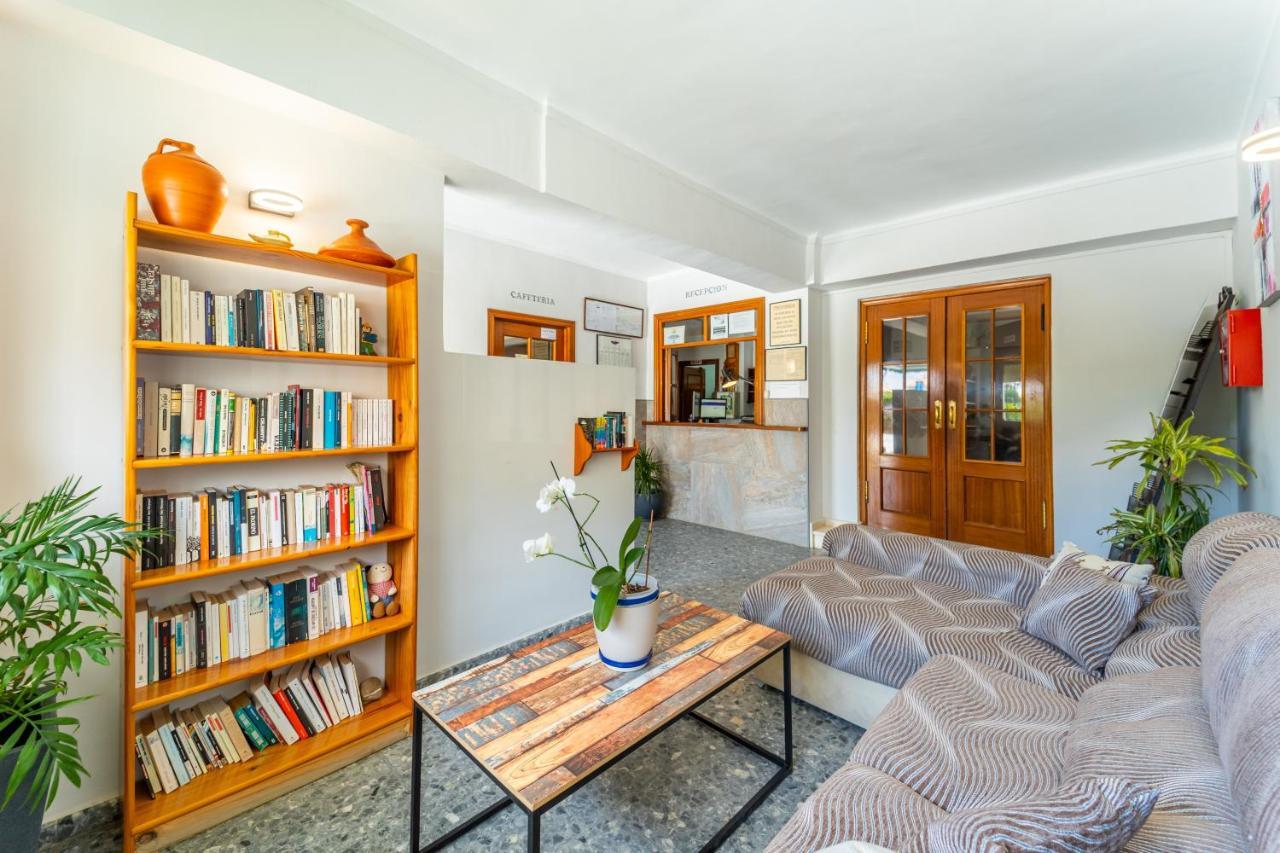 Hostal Miramar Los Canos De Meca Exteriér fotografie