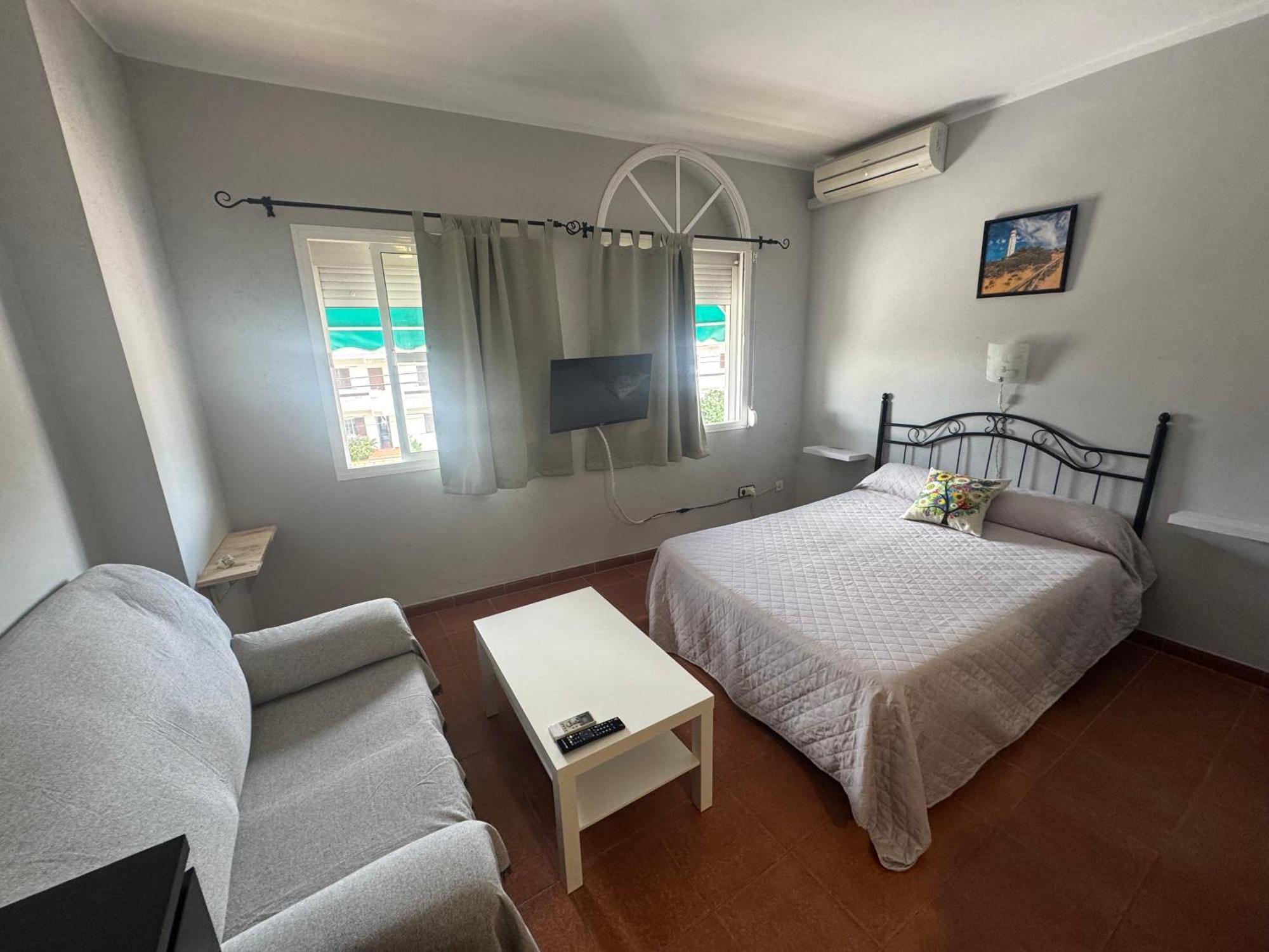 Hostal Miramar Los Canos De Meca Exteriér fotografie