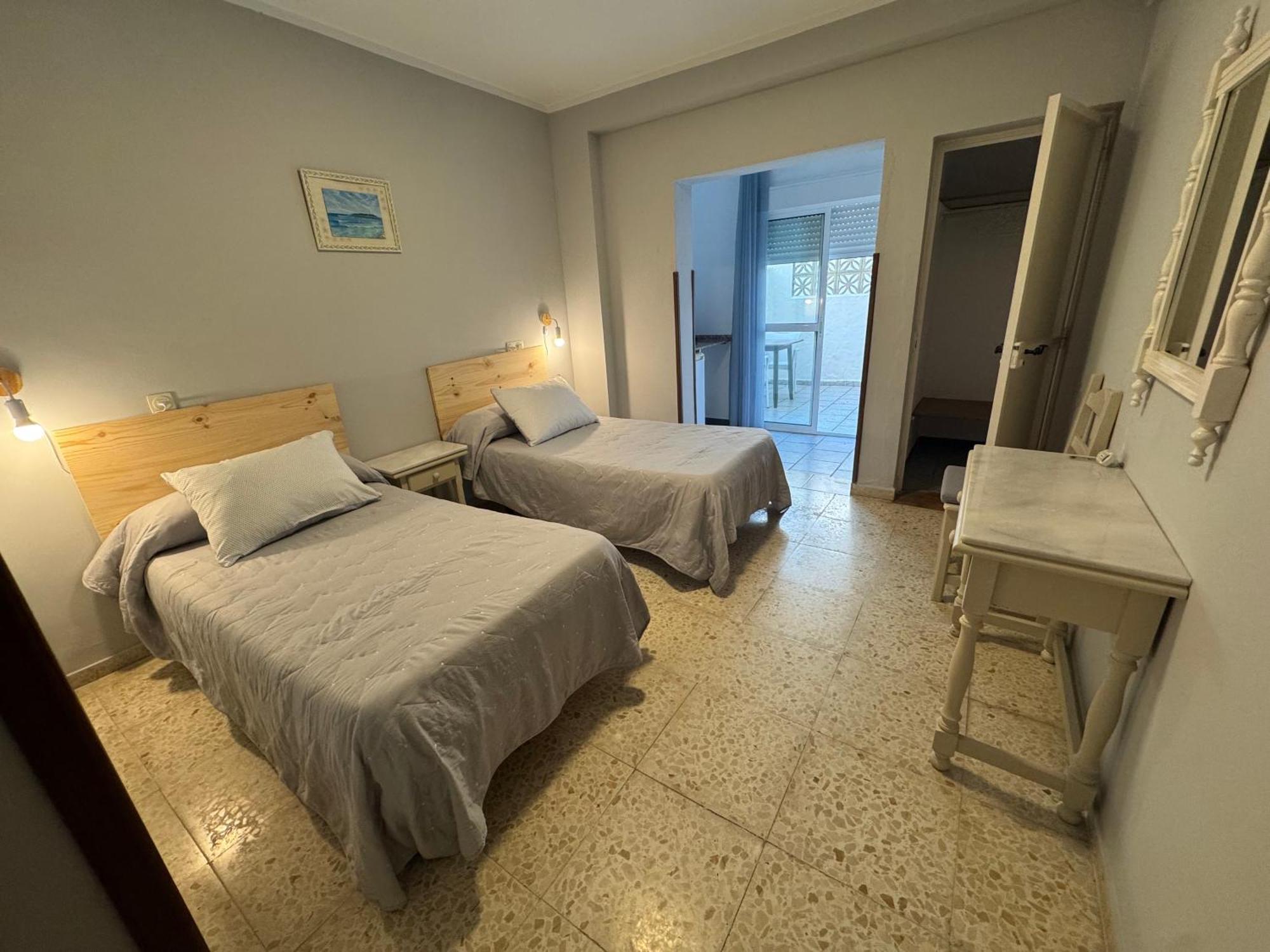 Hostal Miramar Los Canos De Meca Exteriér fotografie