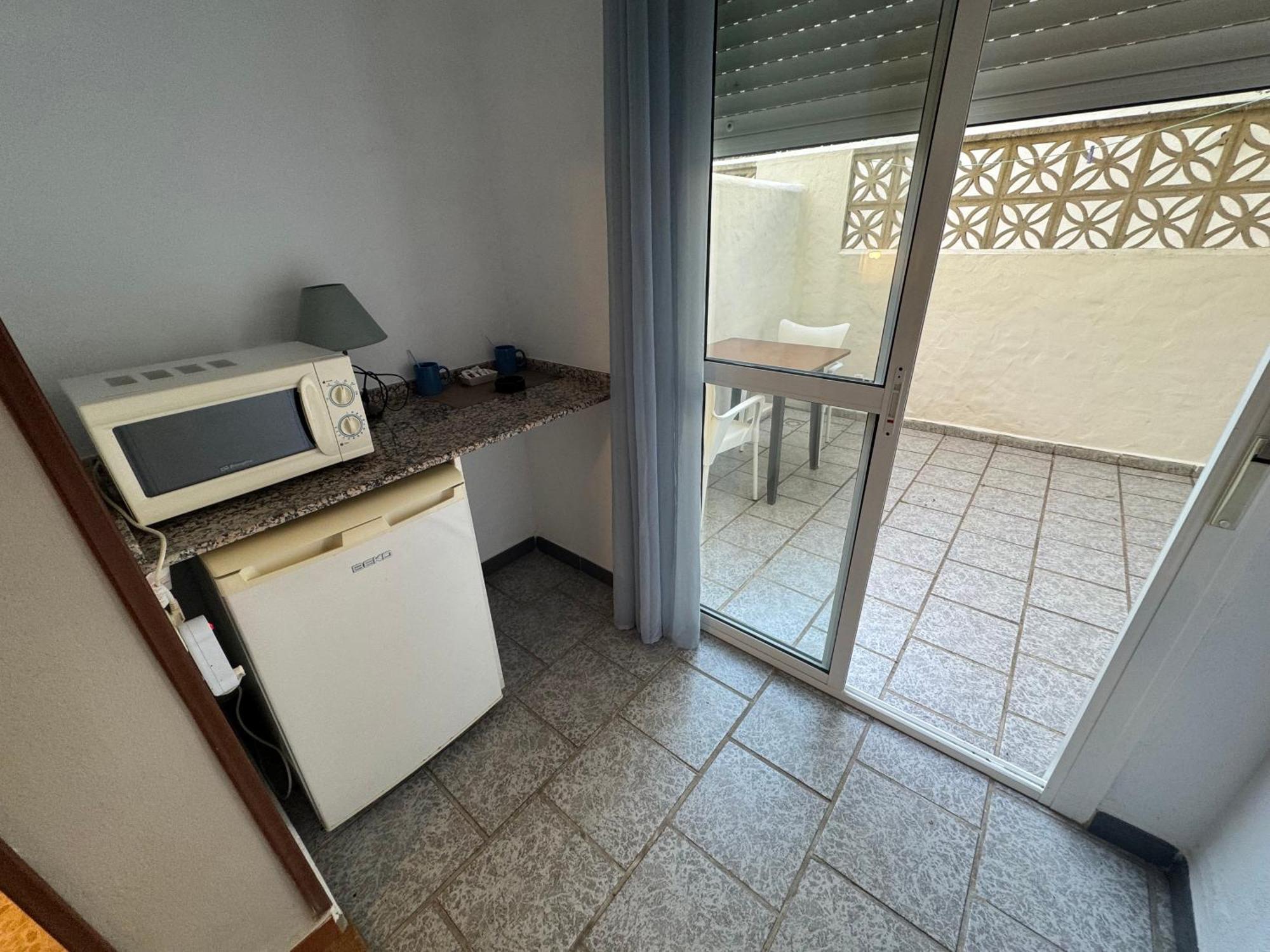 Hostal Miramar Los Canos De Meca Exteriér fotografie